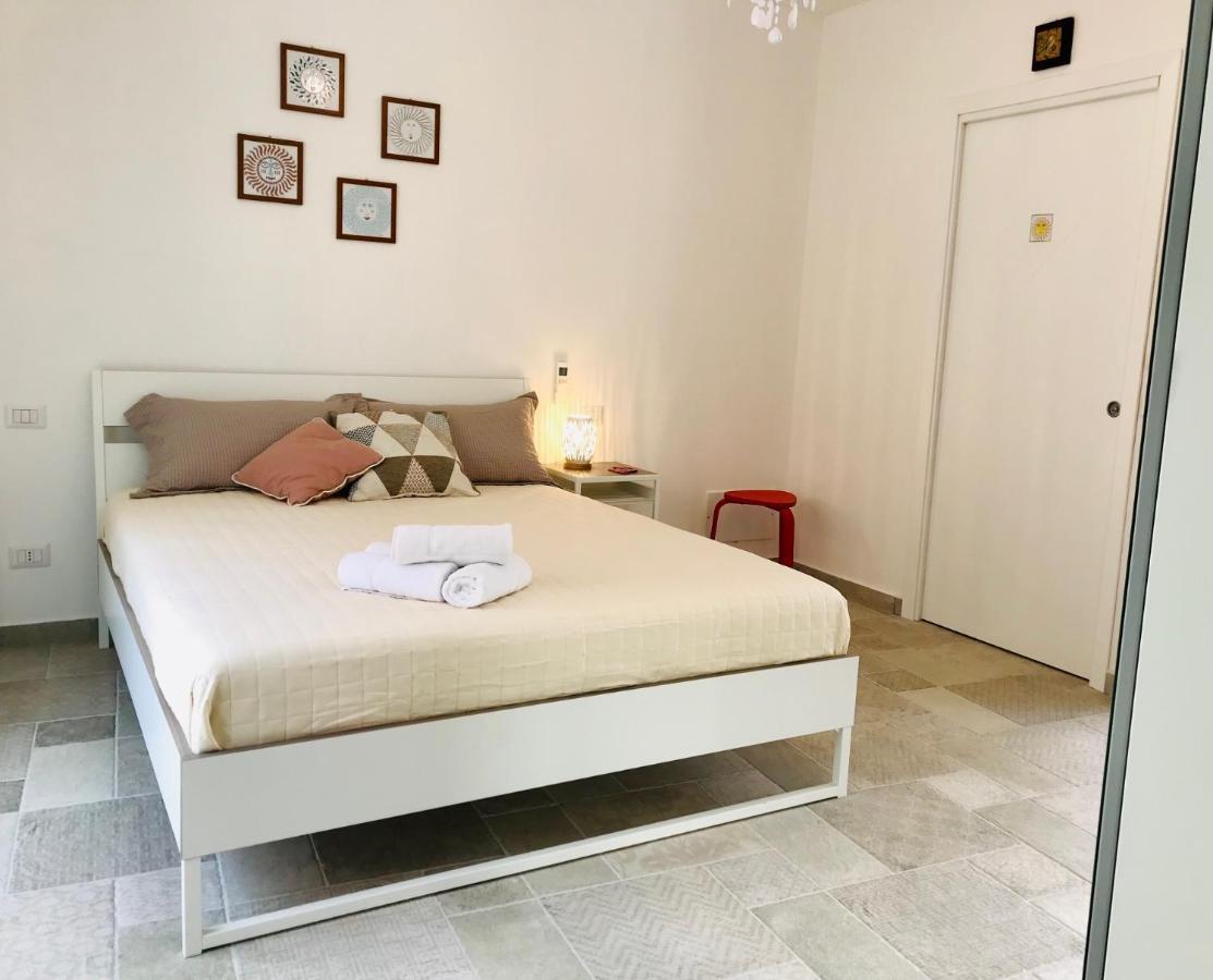 Almasarda Hotel Олбия Екстериор снимка