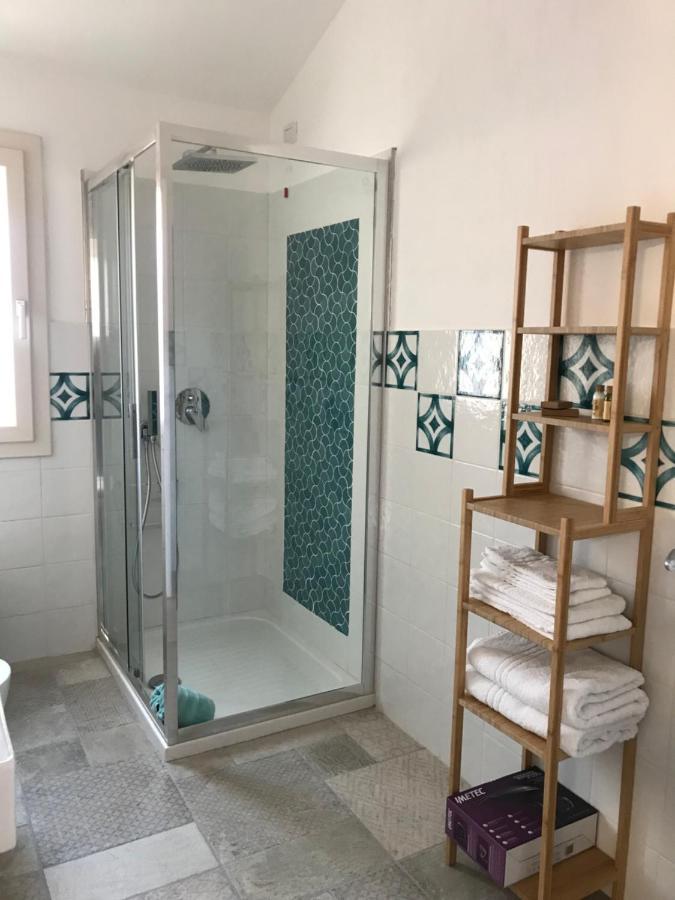Almasarda Hotel Олбия Екстериор снимка