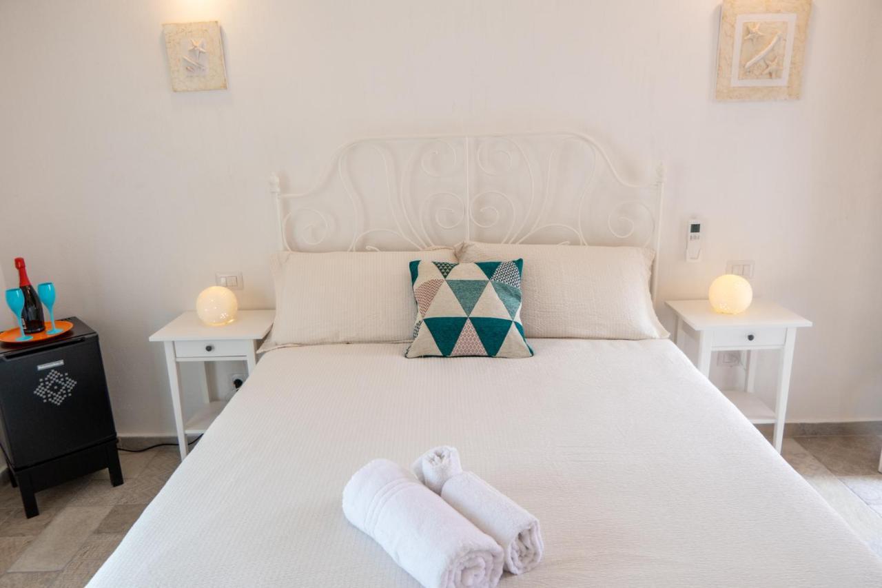 Almasarda Hotel Олбия Екстериор снимка