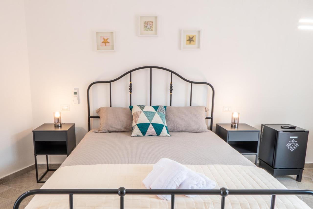 Almasarda Hotel Олбия Екстериор снимка
