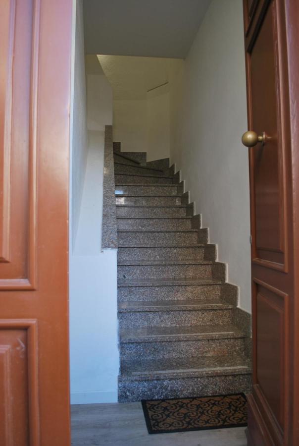 Almasarda Hotel Олбия Екстериор снимка