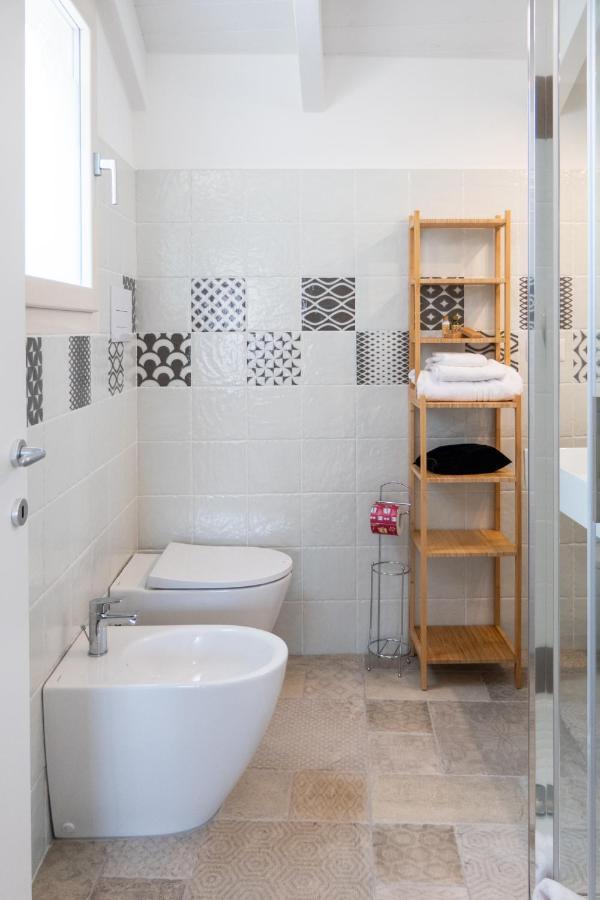 Almasarda Hotel Олбия Екстериор снимка